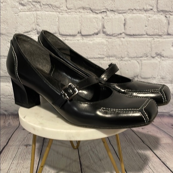 Via Spiga Black Leather Square Toe Mary Jane Heels Sz 7.5 - Picture 1 of 7
